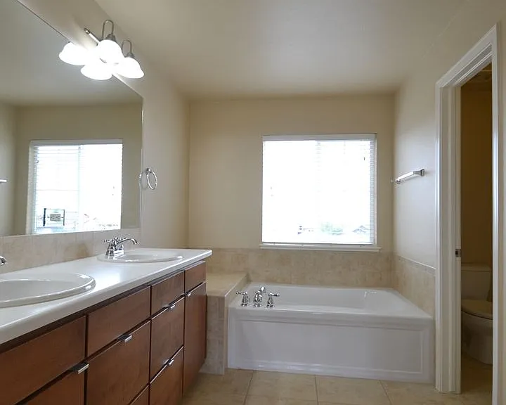 5079 Farris Creek Ct — Photo 26