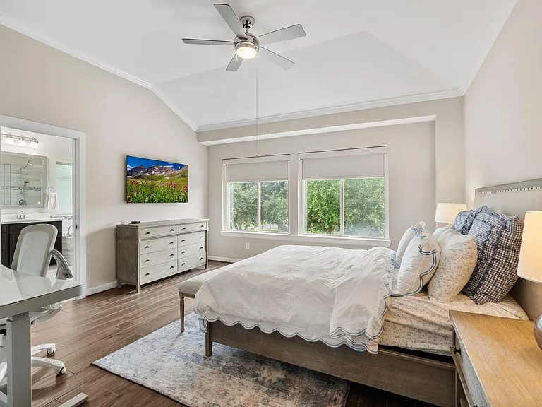 8904 Aventino Way — Photo 17
