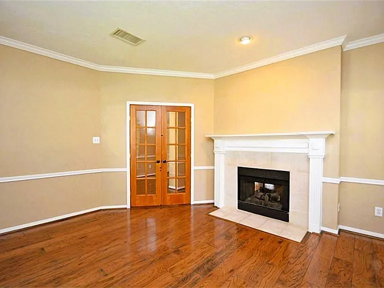 21523 Santa Clara Dr — Photo 5