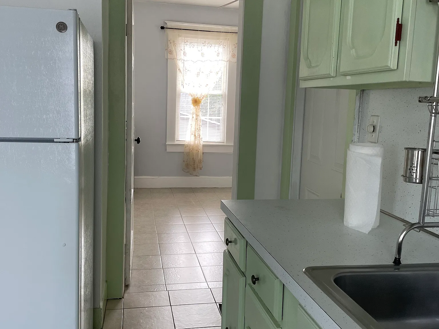 183 S Orchard St — Photo 4