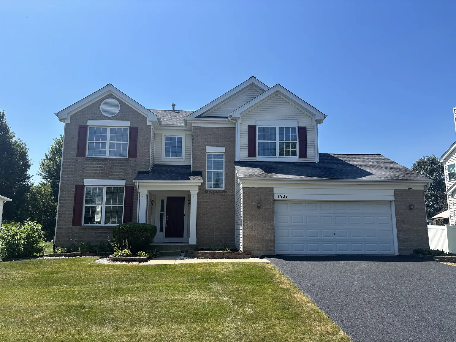 4 bed, 2.5 bath, 2456 sqft, $3,595 — Photo 1