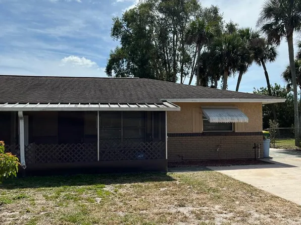 706 Lunar Lake Cir, Cocoa, FL 32926