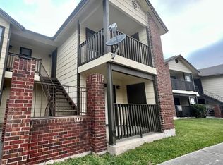 810 Station St APT 2, Converse, TX 78109