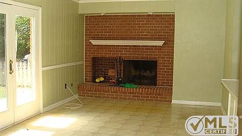 2nd image of 2325 Clare Dr #6