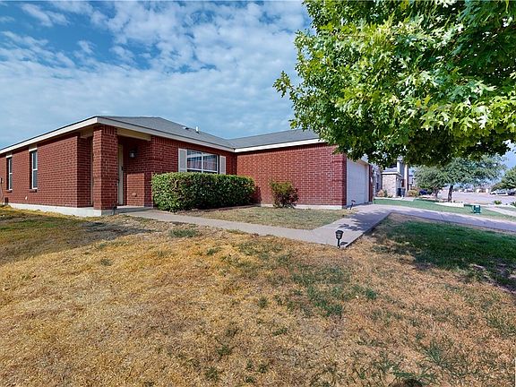 3rd image of 506 Constellation Dr