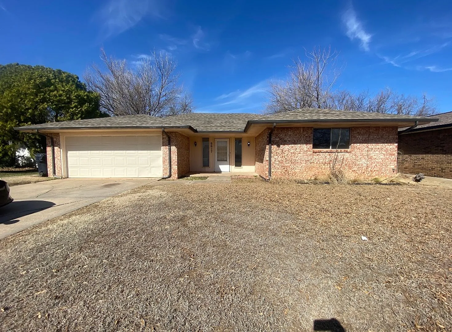 3 Bedroom House Available in OKC — Photo 2