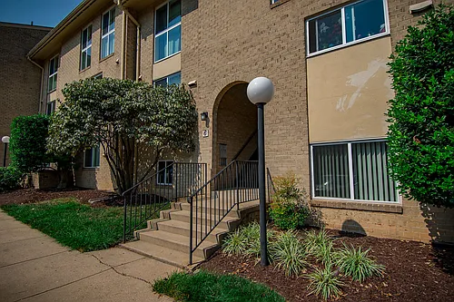 Maplewood Villas Photo 1