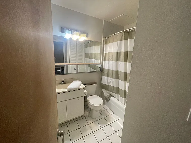 Ariel Place — Photo 33