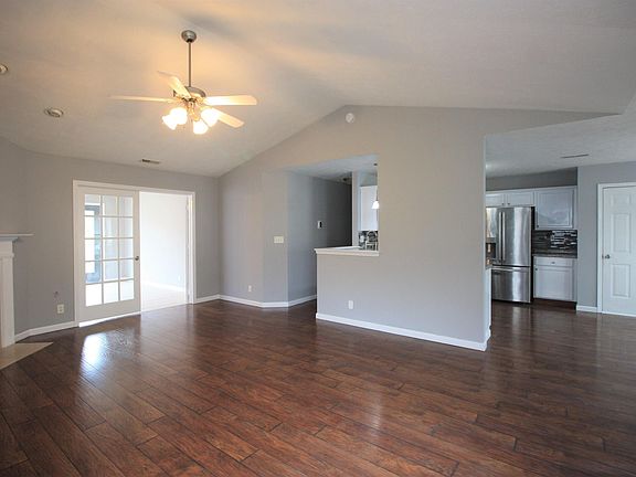 4th image of 4386 Stergen Dr