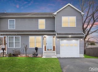 608 Drake Ave #1, Middlesex, NJ 08846