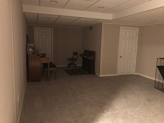 4th image of 458 Lockmead Dr