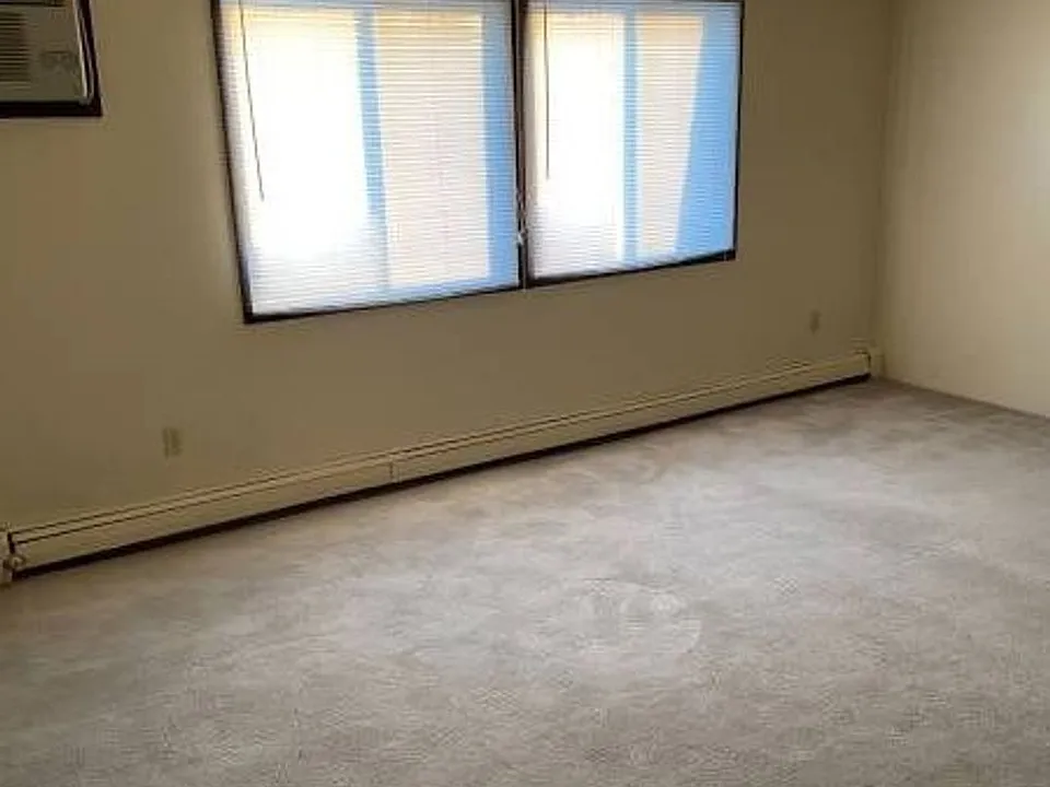 614 Knoll