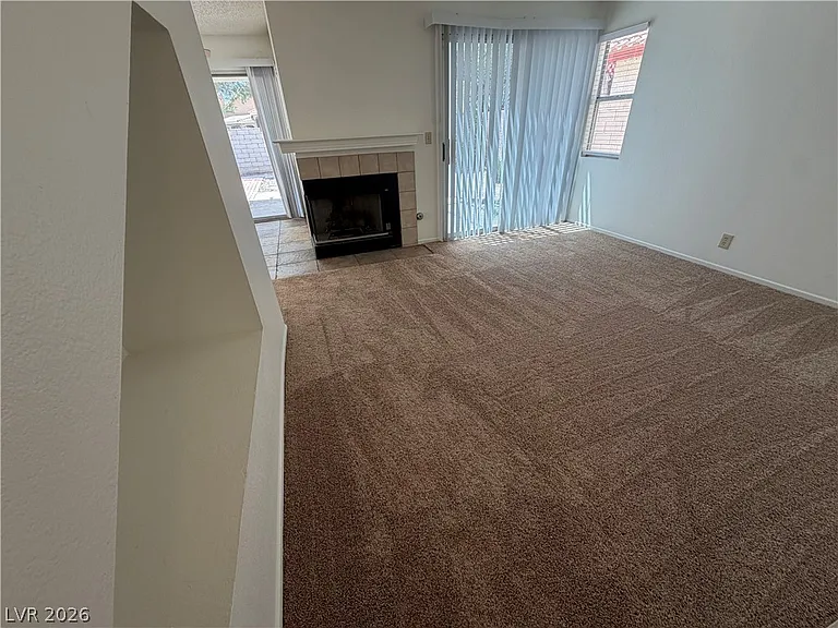 9509 Swan Bay Dr — Photo 16