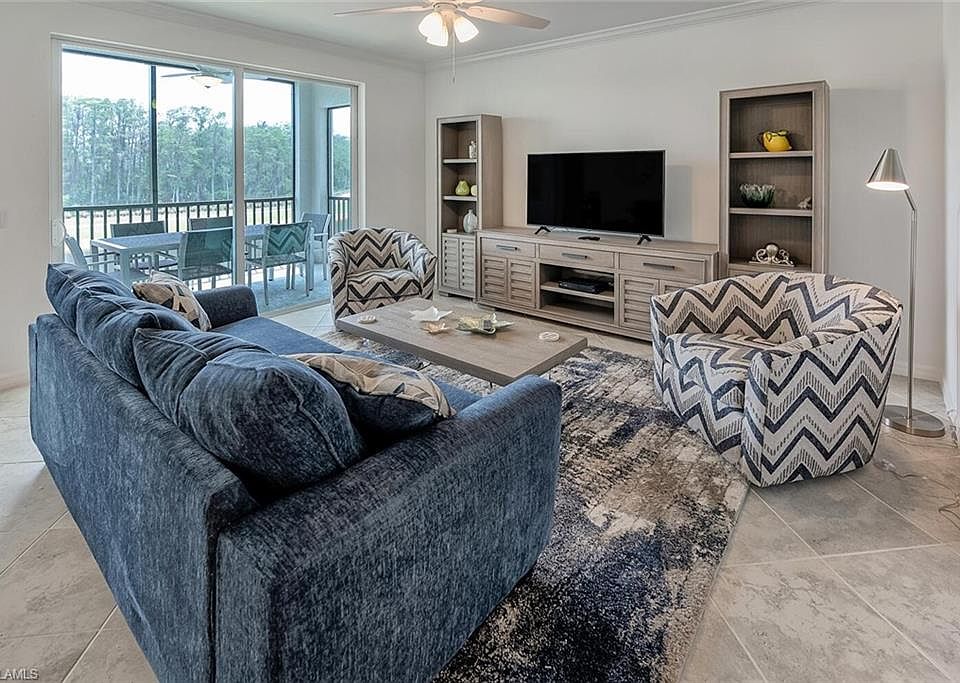 1st image of 6046 National Blvd #436
