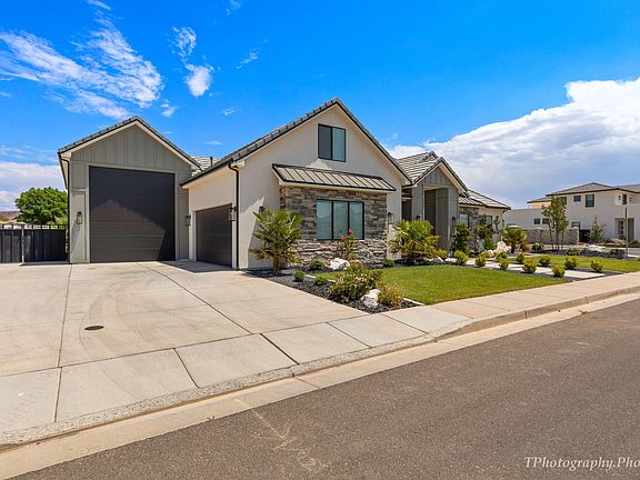 4th image of 3771 S McKenzie Ln