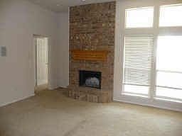 3rd image of 108 Inglewood Dr
