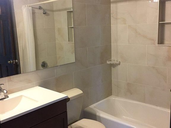 4th image of 279 Farrington St APT 4