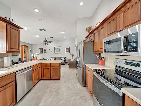 2nd image of 5301 NW 65th Terrace
