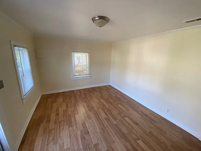 100 Dixie Ave — Photo 6