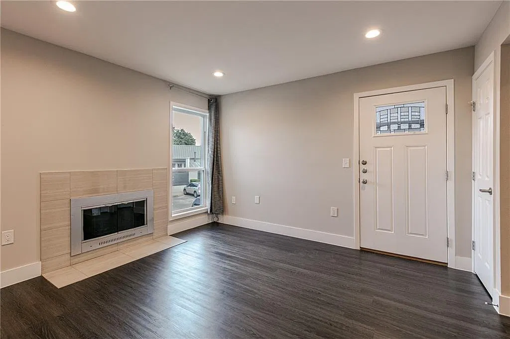 1 bed, 1.0 bath, 517 sqft, $920 — Photo 1