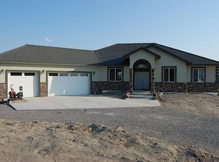 4810 W Lattin Rd, West Richland, WA 99353