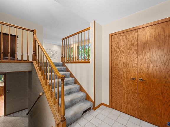 2nd image of 4005 S Thunderbird Trl Trail