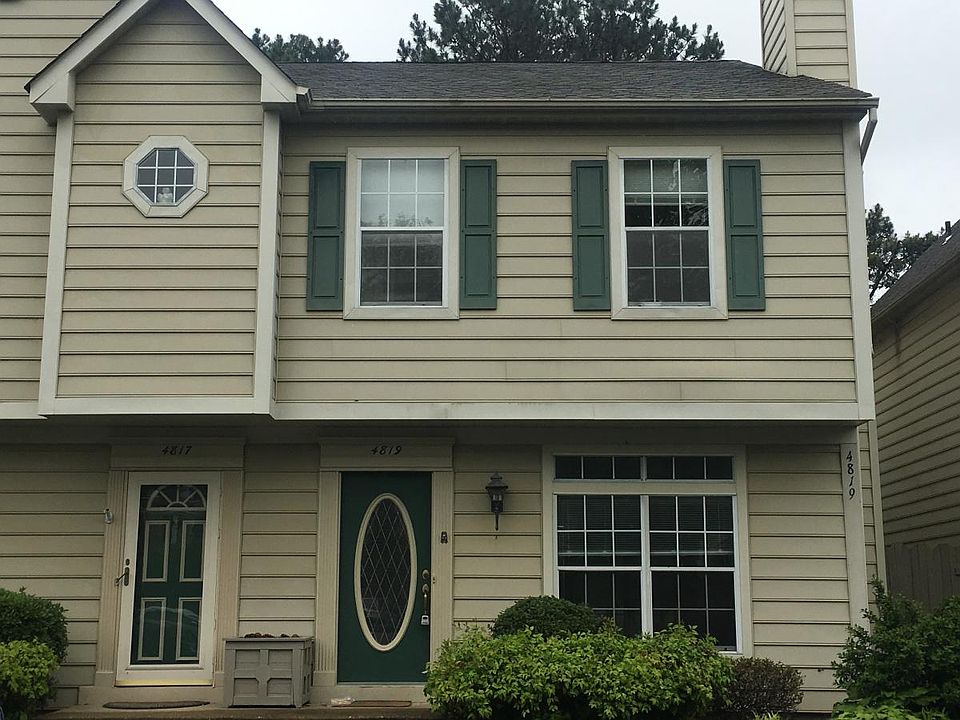 End Unit Townhome in Kempsville Greens, off Baxter and princess Anne Roads
