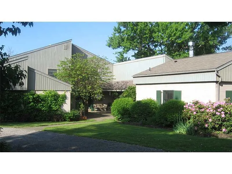 9406 Babcock Blvd photo 1
