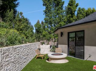 3637 Loadstone Dr, Sherman Oaks, CA 91403
