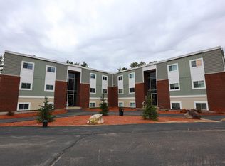 73 E Constitution Dr, Londonderry, NH 03053