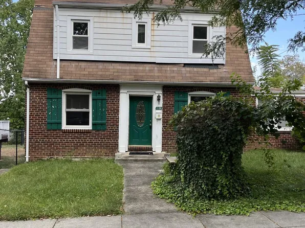 1136 44th Pl SE, Washington, DC 20019