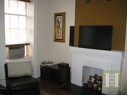 Rented by Halstead Real Estate | media 47