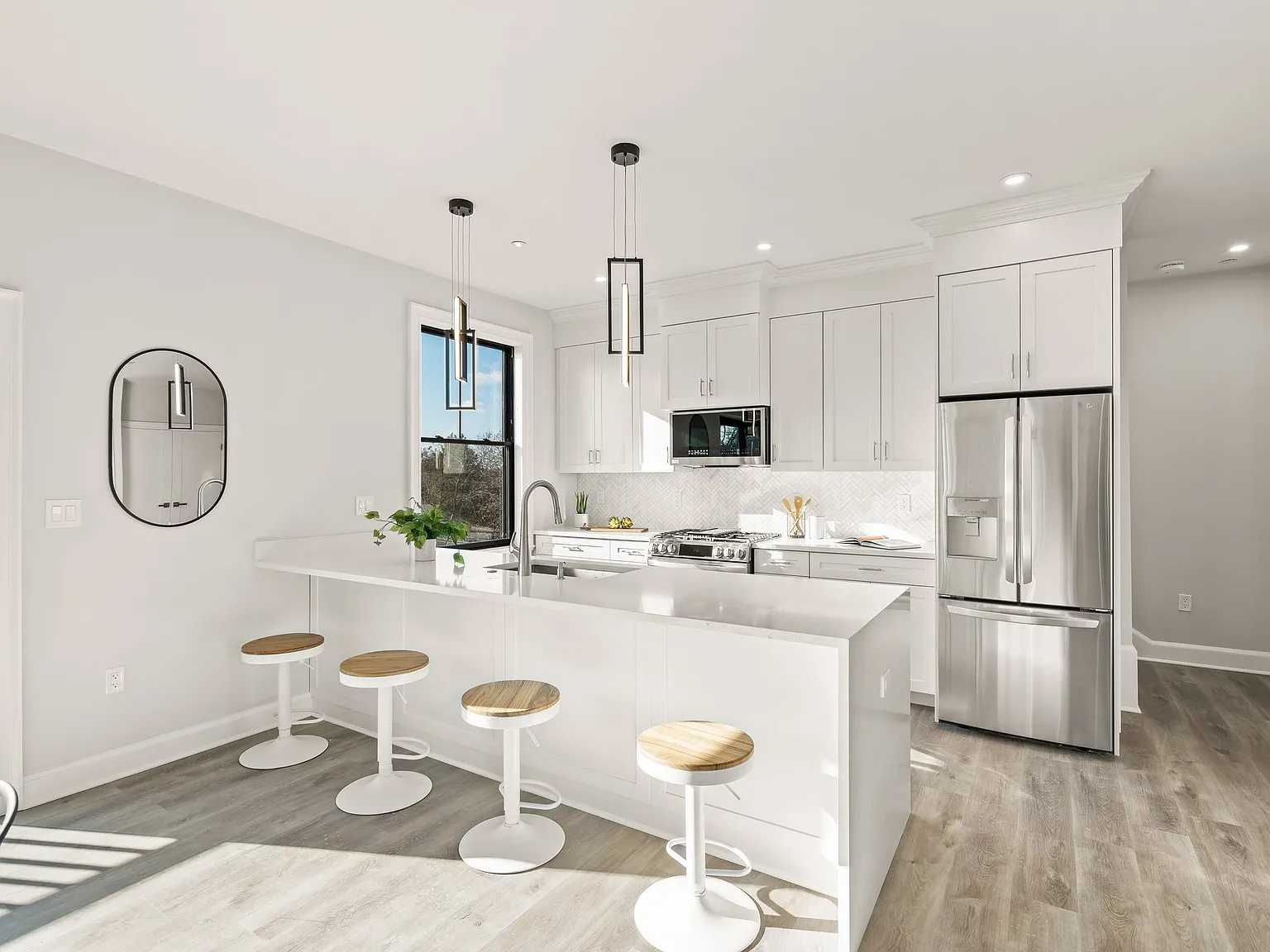 2 bed, 1120 sqft, $3,800 — Photo 4