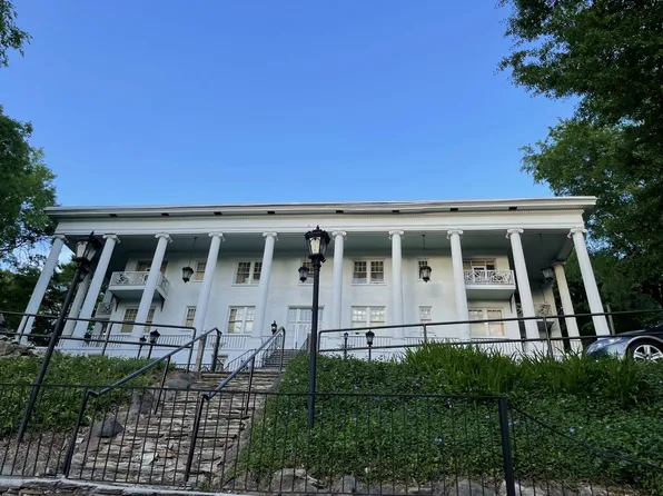 149 Peachtree Cir NE #34, Atlanta, GA 30309