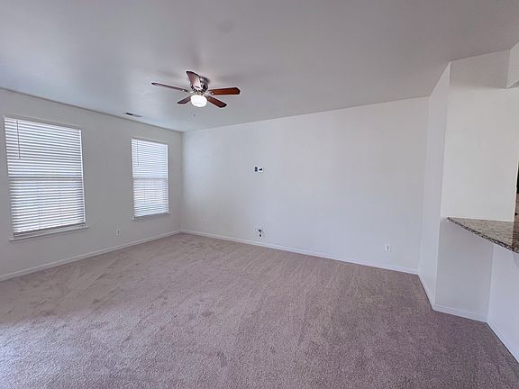 5th image of 1734 Evergreen Dr