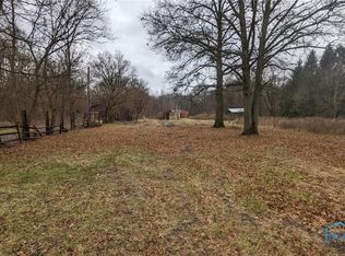 9765 Old State Line Rd, Holland, OH 43528