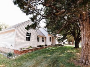 610 Woodruff St, Whiteland, IN