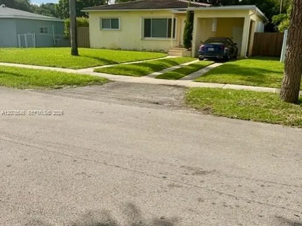 270 NE 169th St, North Miami Beach, FL 33162