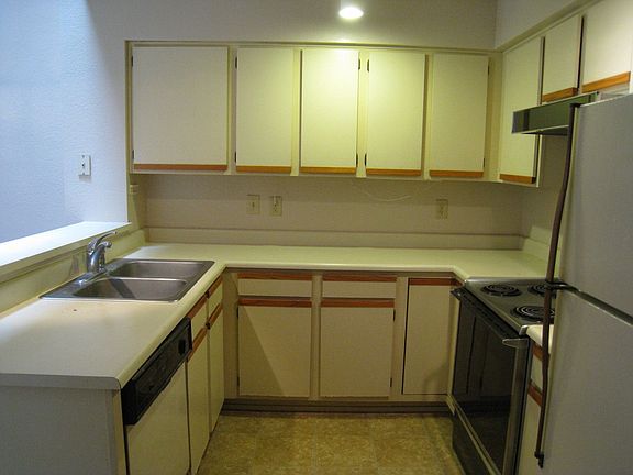 2nd image of 1717 E Union Hills Dr Unit 2026