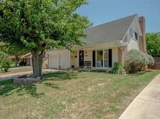 1502 Regina Ct S, Irving, TX 75062