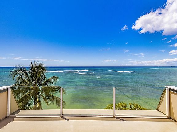4th image of 3059 Kalakaua Ave