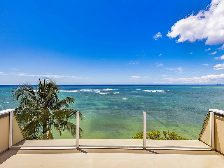 3059 Kalakaua Ave — Photo 4