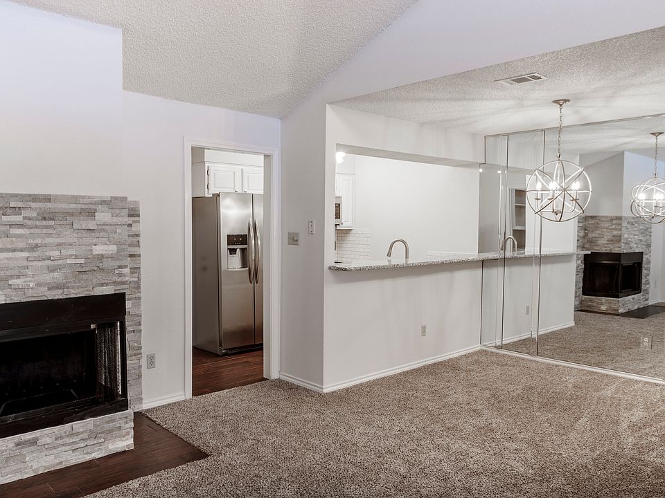 Open living dining kitchen