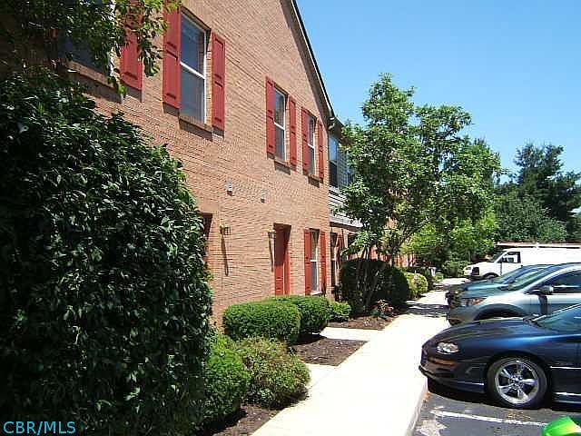 1st image of 1211 Rivercrest Dr