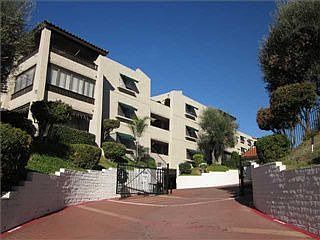 2nd image of 2520 Clairemont Dr Unit 214
