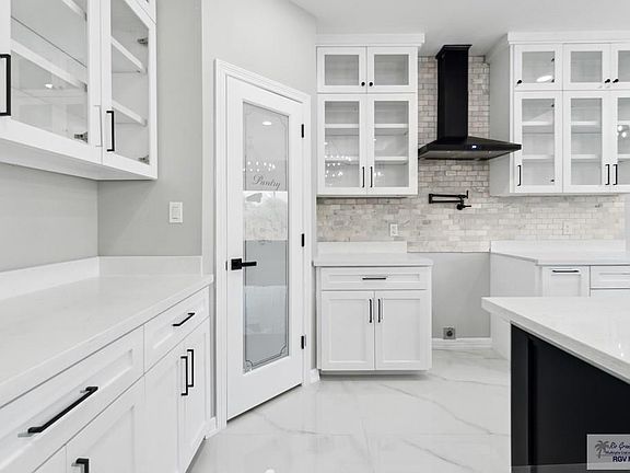 5th image of 4559 River Oak Cir