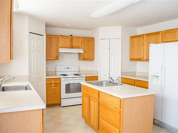 4th image of 6091 Sunset Vista Dr