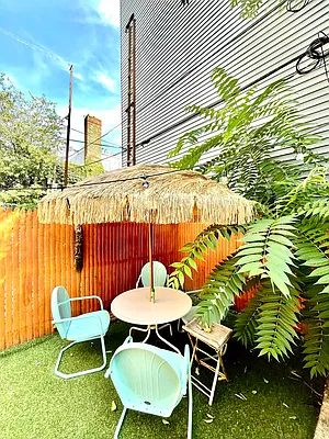 Rented by Pear NYC LLC | media 33