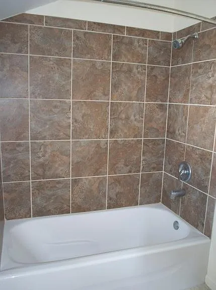 Tiled Shower & Tub