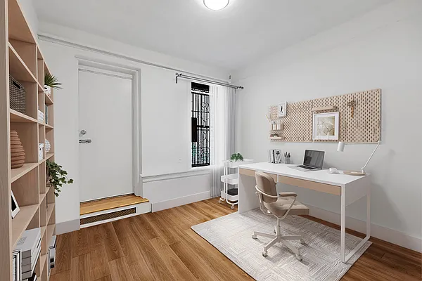 Rented by Freestone Property Group | media 25